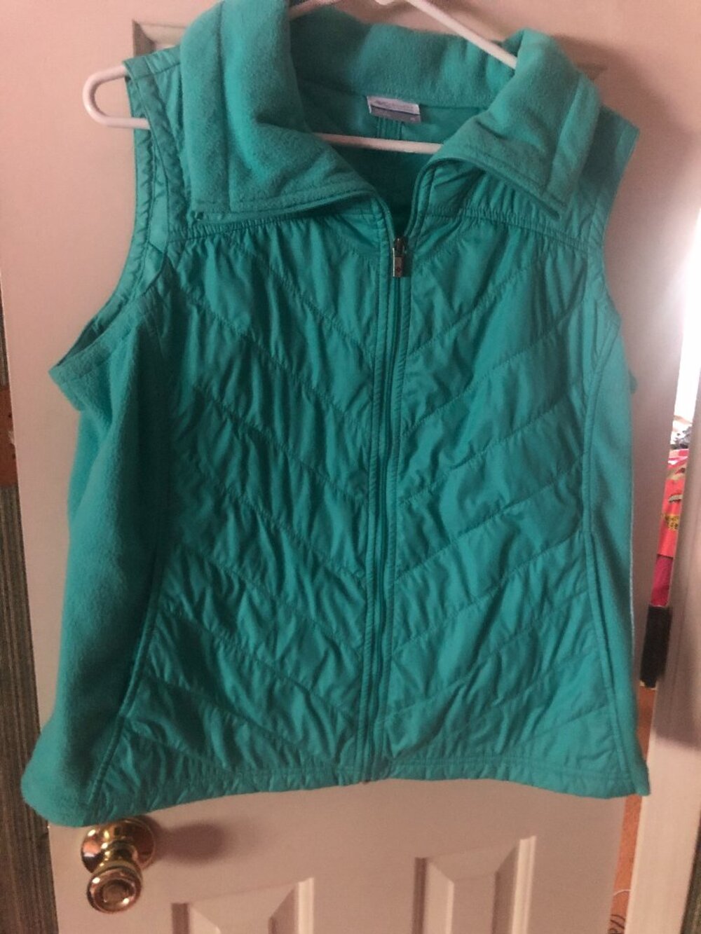 Bright green sleeveless winter vest XL